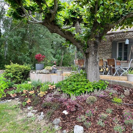 Mas Lou Parpaioun Bed & Breakfast Crestet Exterior foto