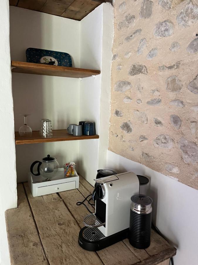 Mas Lou Parpaioun Bed & Breakfast Crestet Exterior foto