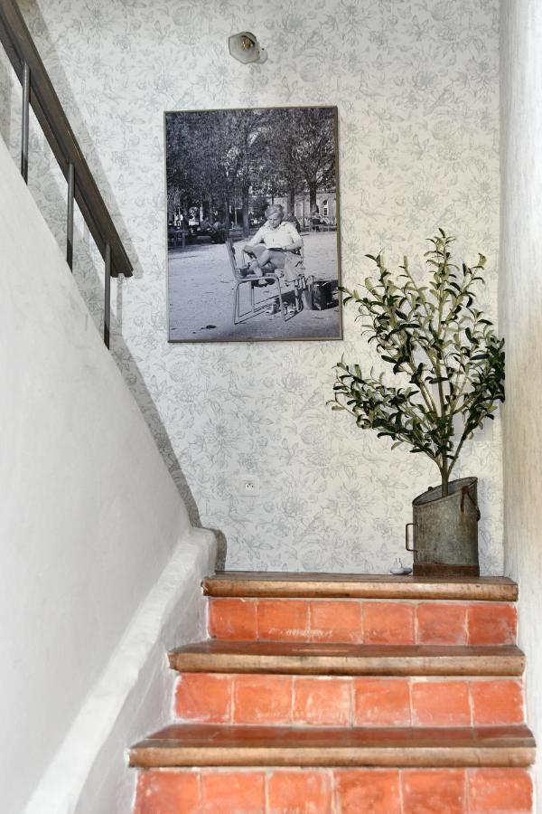 Mas Lou Parpaioun Bed & Breakfast Crestet Exterior foto